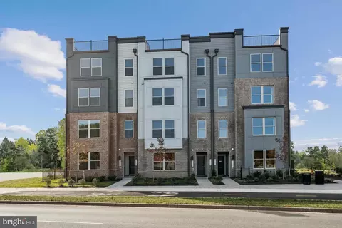 13632 Innovation Station Loop, Herndon, VA 20171