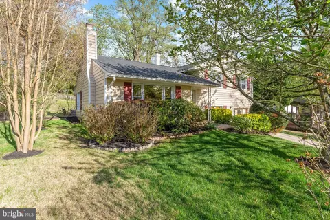 6213 Kentland St, Springfield, VA 22150 photo 3