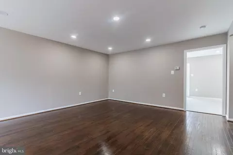 7324 Stream Way, Springfield, VA 22152 photo 7