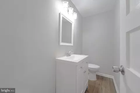 Entry Way - 5943 Hall St, Springfield, VA 22152 photo 1 of 2