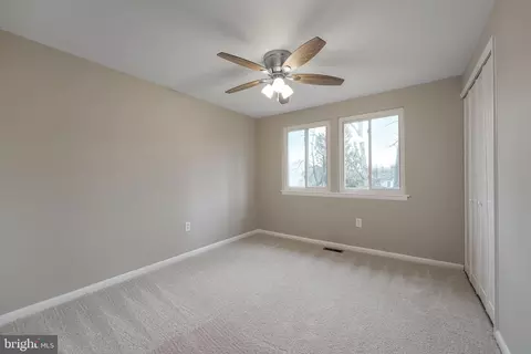 Bedroom - 5943 Hall St, Springfield, VA 22152 photo 2 of 2