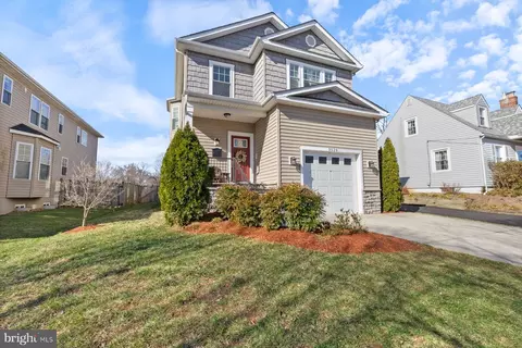 3520 Tyler St, Falls Church, VA 22041