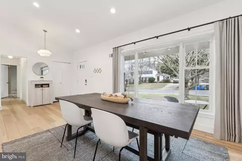 Dining - 9074 Brook Ford Rd, Burke, VA 22015 photo 1 of 1