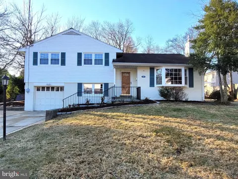 7319 Gresham St, Springfield, VA 22151