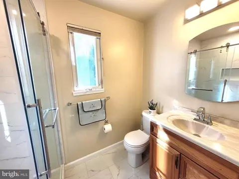 7319 Gresham St, Springfield, VA 22151 photo 19