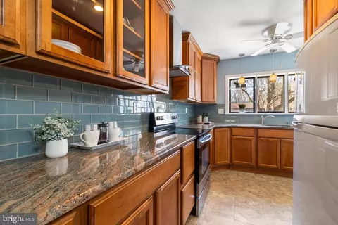 Kitchen - 2010 Golf Course Dr, Reston, VA 20191 photo 3 of 3