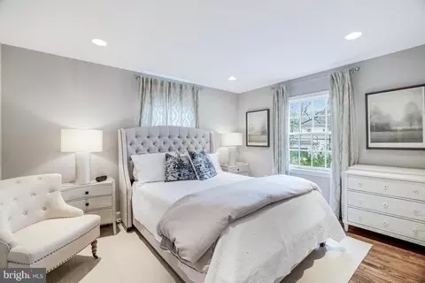Bedroom - 1709 Forest Ln, Mclean, VA 22101 photo 2 of 7