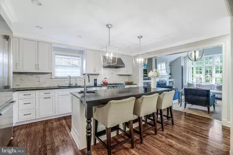 Kitchen - 1709 Forest Ln, Mclean, VA 22101 photo 4 of 5