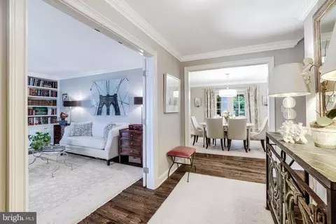 Entry Way - 1709 Forest Ln, Mclean, VA 22101 photo 1 of 5