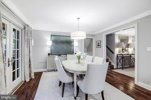 Dining - 1709 Forest Ln, Mclean, VA 22101 photo 2 of 3