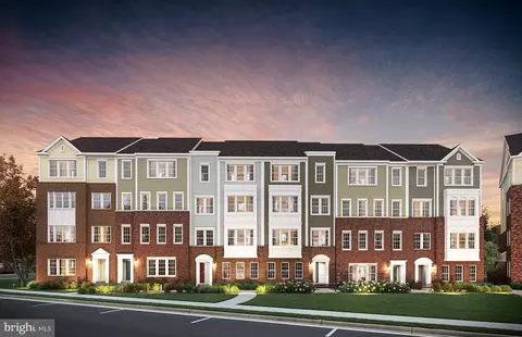 10824 Cedar Ave, Fairfax, VA 22030
