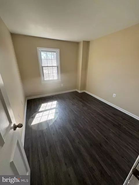 7861 Parthian Ct, Springfield, VA 22153 photo 15