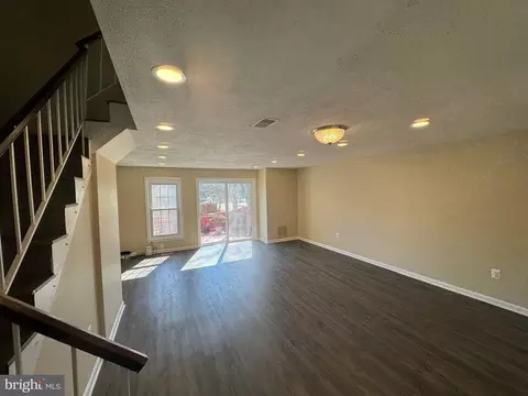 7861 Parthian Ct, Springfield, VA 22153 photo 7