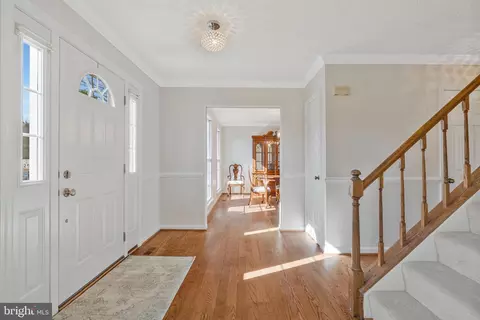 774 3rd St, Herndon, VA 20170 photo 3