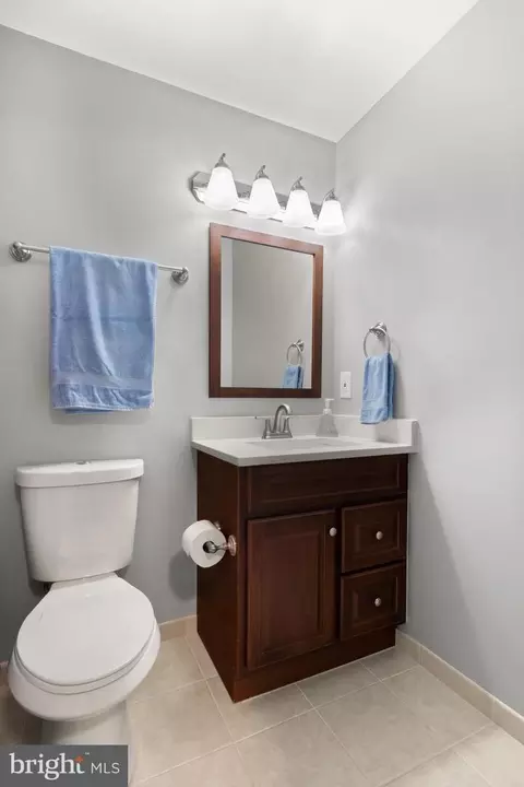 Bath - 7318 Spring View Ct, Springfield, VA 22153 photo 4 of 6