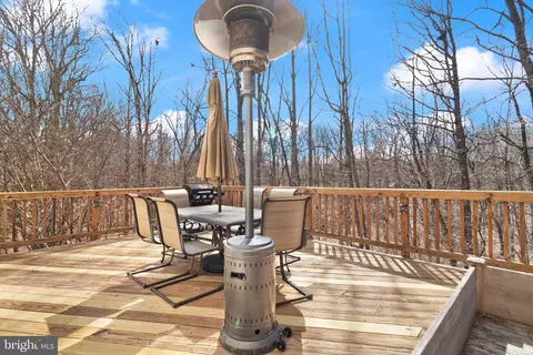 Exterior - 7318 Spring View Ct, Springfield, VA 22153 photo 2 of 6