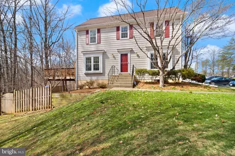 7318 Spring View Ct, Springfield, VA 22153