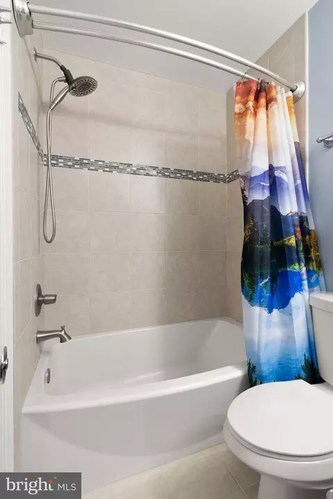 Bath - 7318 Spring View Ct, Springfield, VA 22153 photo 5 of 6