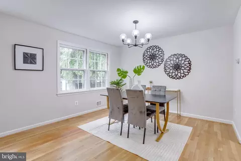6700 Huntsman Blvd, Springfield, VA 22152 photo 5
