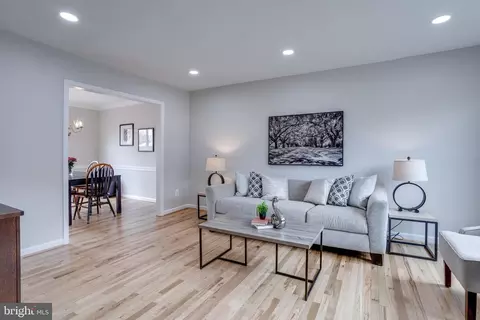 8524 Lakinhurst Ln, Springfield, VA 22152 photo 8
