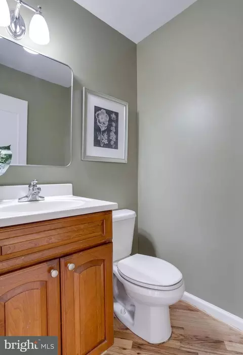 8524 Lakinhurst Ln, Springfield, VA 22152 photo 20
