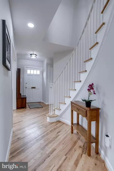 8524 Lakinhurst Ln, Springfield, VA 22152 photo 23