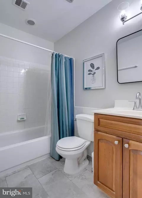 8524 Lakinhurst Ln, Springfield, VA 22152 photo 34