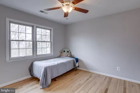 8524 Lakinhurst Ln, Springfield, VA 22152 photo 33