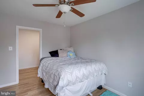 8524 Lakinhurst Ln, Springfield, VA 22152 photo 30