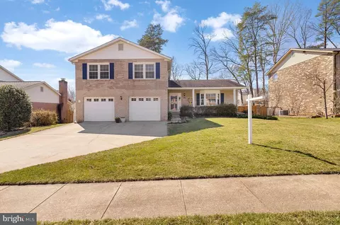 9715 Biggers Rd, Burke, VA 22015