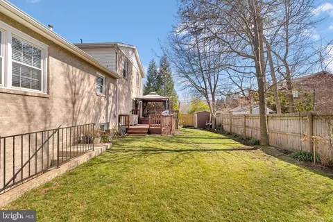 9715 Biggers Rd, Burke, VA 22015 photo 44