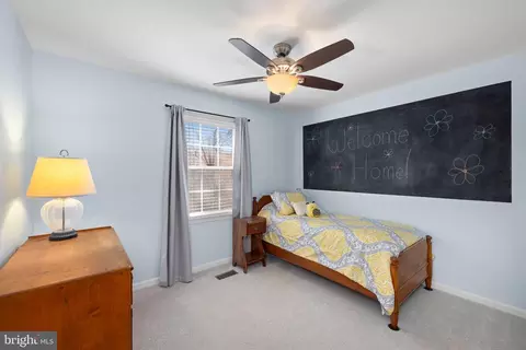 9715 Biggers Rd, Burke, VA 22015 photo 36