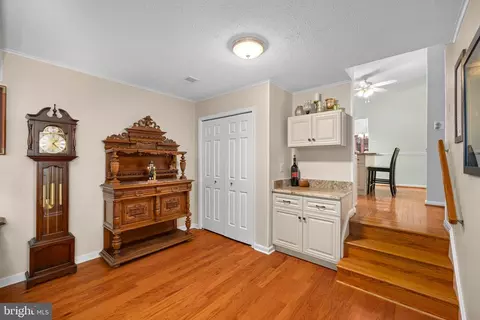 9715 Biggers Rd, Burke, VA 22015 photo 20