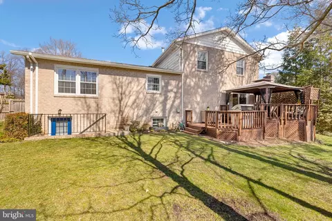 9715 Biggers Rd, Burke, VA 22015 photo 46