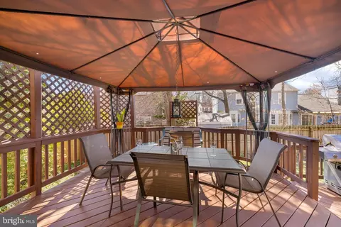 9715 Biggers Rd, Burke, VA 22015 photo 40