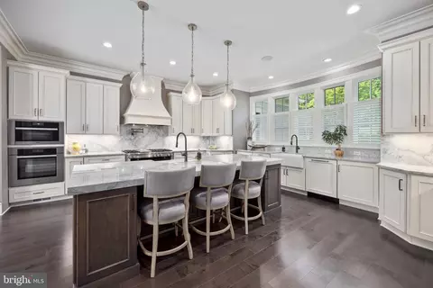 Kitchen - 7805 Grovemont Dr, Mclean, VA 22102 photo 3 of 5