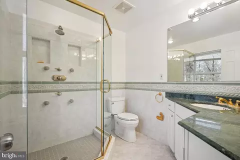 Bath - 1554 Forest Villa Ln, Mclean, VA 22101 photo 1 of 4