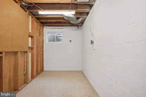 Other - 1554 Forest Villa Ln, Mclean, VA 22101 photo 7 of 13