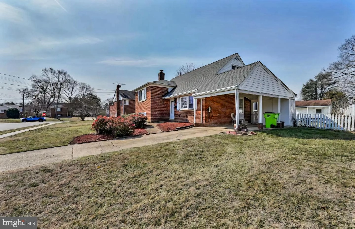 5928 Camberly Ave, Springfield, VA 22150 photo 2