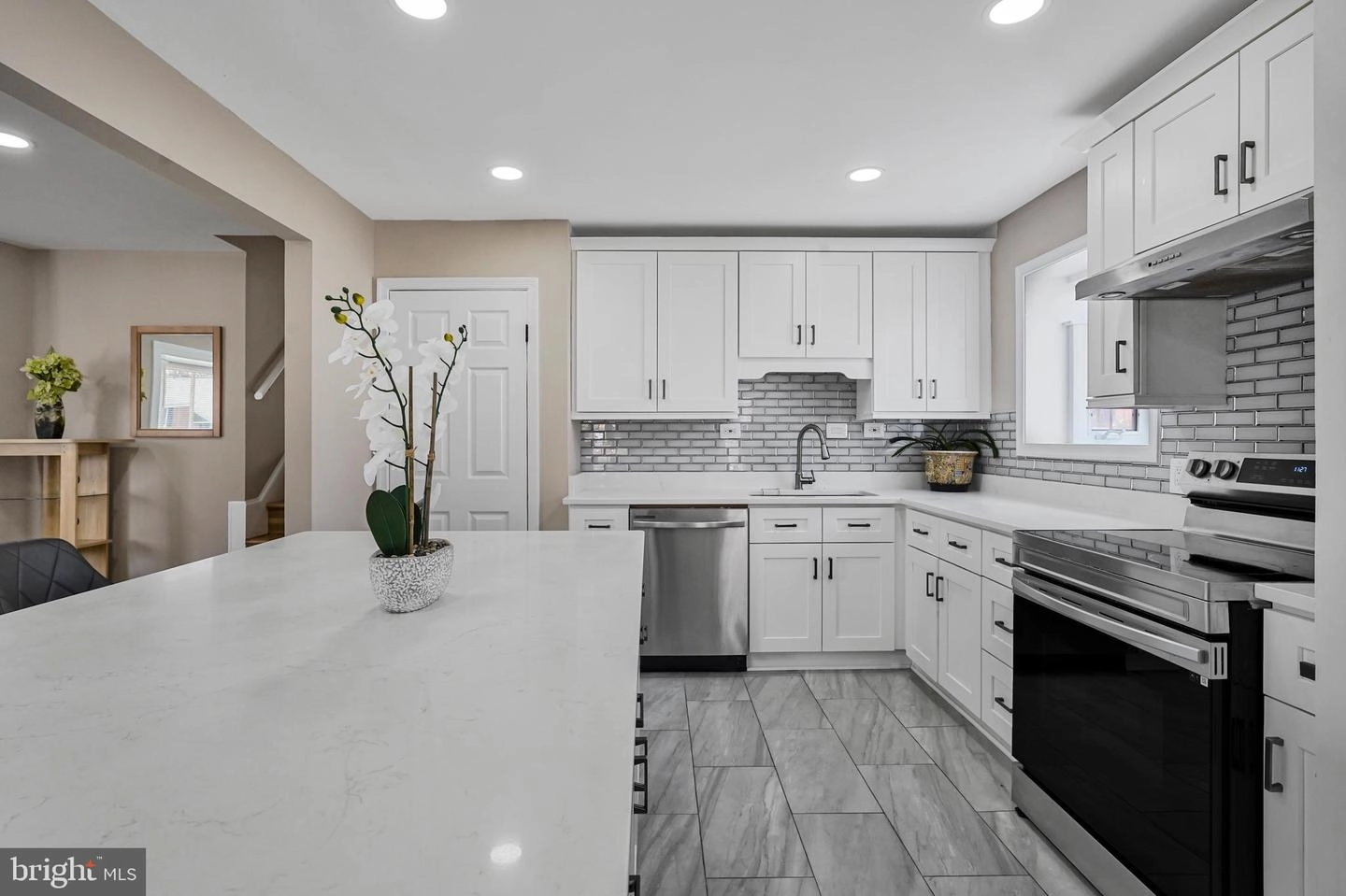 5928 Camberly Ave, Springfield, VA 22150 photo 6