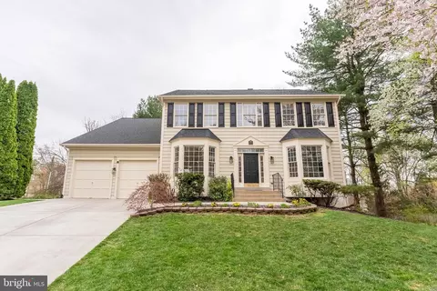 9005 Advantage Ct, Burke, VA 22015