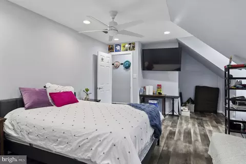 Bedroom - 6001 Brandon Ave, Springfield, VA 22150 photo 6 of 14