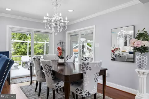 Dining - 6001 Brandon Ave, Springfield, VA 22150 photo 2 of 3