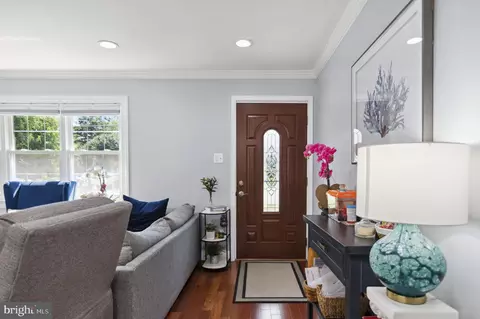 Entry Way - 6001 Brandon Ave, Springfield, VA 22150 photo 1 of 11