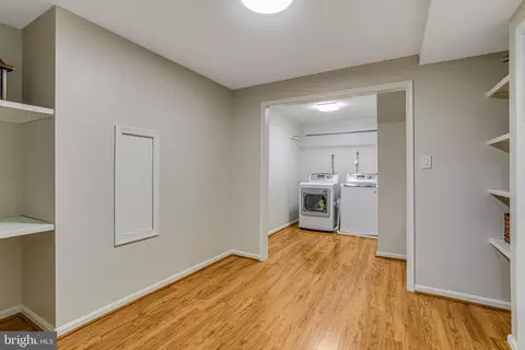 7266 Linden Tree Ln, Springfield, VA 22152 photo 19