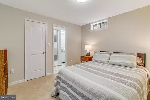 7266 Linden Tree Ln, Springfield, VA 22152 photo 20
