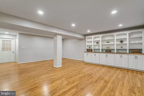 7266 Linden Tree Ln, Springfield, VA 22152 photo 17
