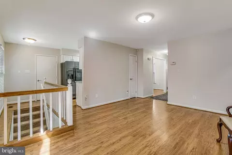 7266 Linden Tree Ln, Springfield, VA 22152 photo 7