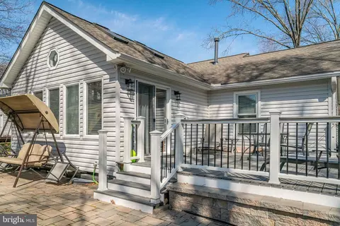 7266 Linden Tree Ln, Springfield, VA 22152 photo 23