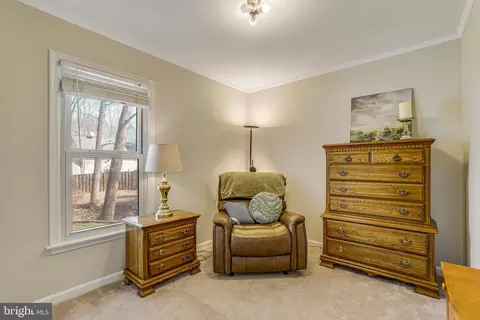 7266 Linden Tree Ln, Springfield, VA 22152 photo 11